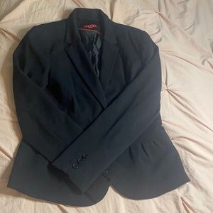 Size 8 Elle black blazer. Never worn.